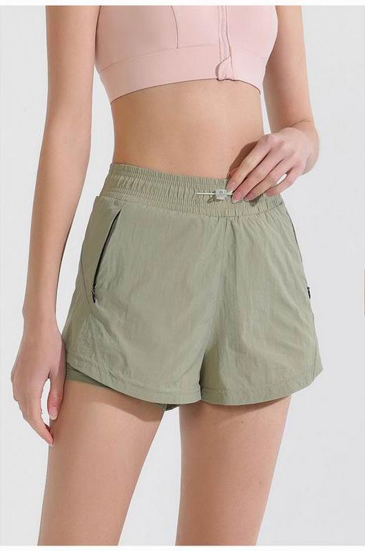 Lululemon Women's Shorts 434